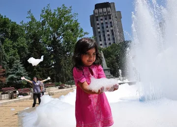 Февруарските бунтари от Варна: Ще протестираме, няма да избираме
