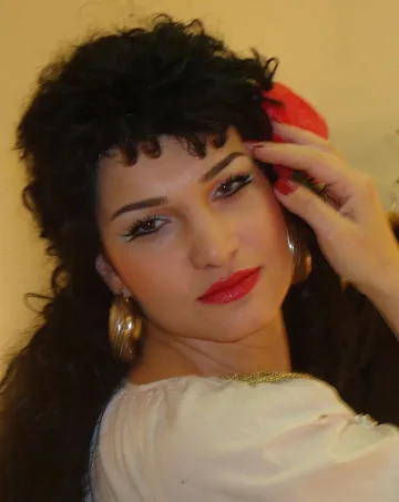 Кармен омайва варненци