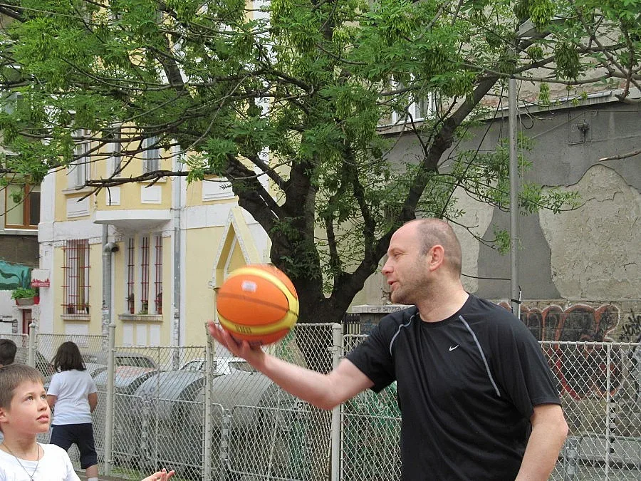 Близнаците Иванови се явиха при Тити