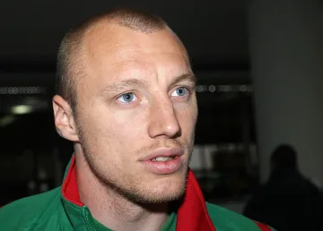 "Базел" извади 4 млн. за Иван Иванов