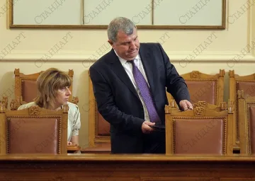 Министър обеща контрол на вносния зарзават и пазар за родния