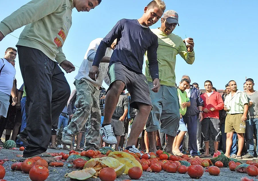 Динена мафия от Гърция мъчи родното производство 