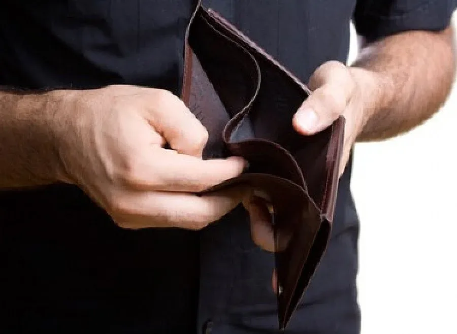 Безработицата в еврозоната с рекорд от 12,1%