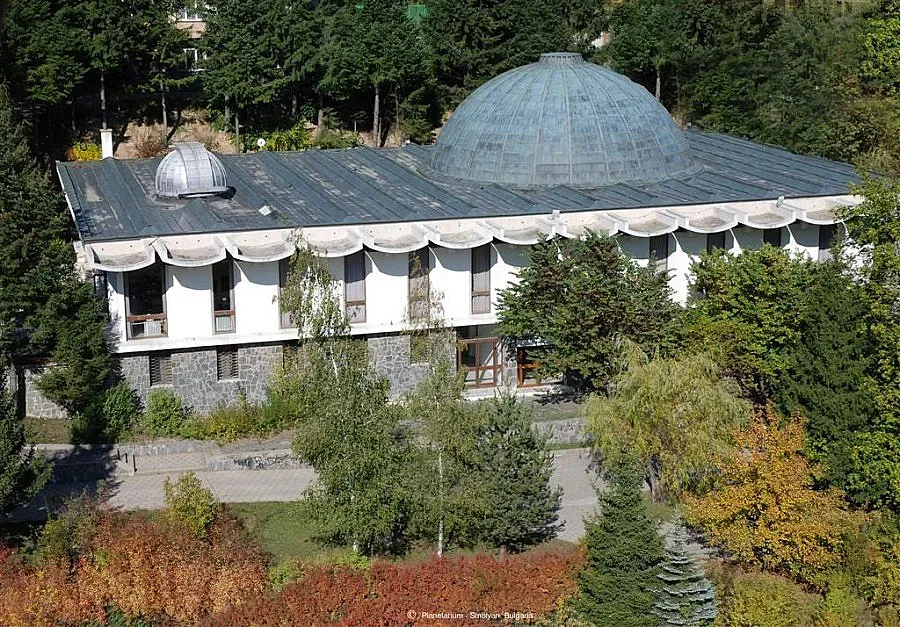 Планетариумът в Смолян посреща с нова програма за лятото
