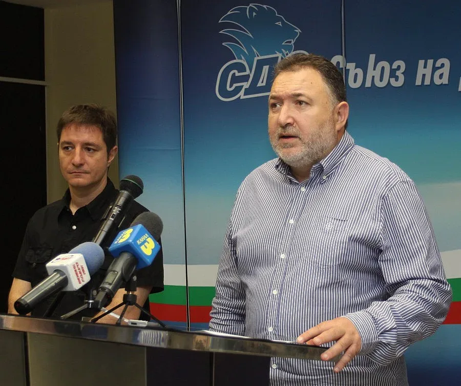 СДС в изолация от десния блок