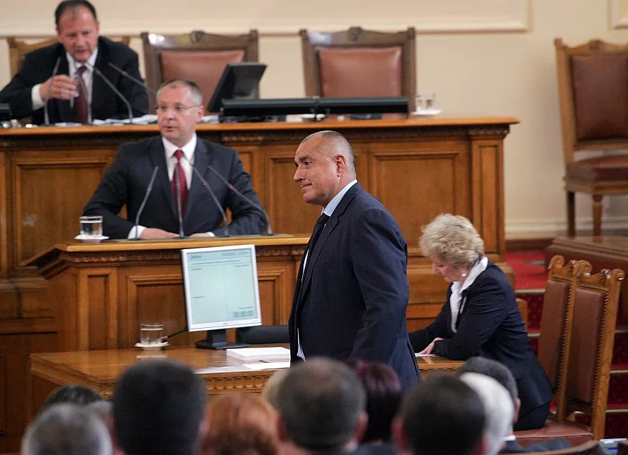 Бойко и Сергей втвърдиха позиции