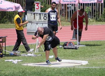 Георги Иванов печели с рекорд в София