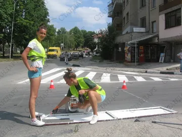 Студенти заработват летни заплати в Мездра