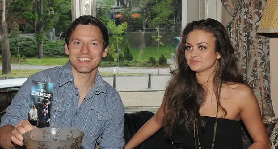 Орлин зарязал Яна, защото искала сватба