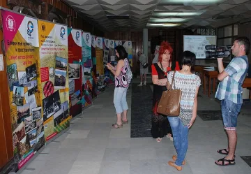 Изложба показва 8 български градове с прилики в Европа 