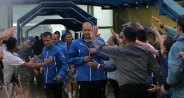 Млад орел свири на "Левски"