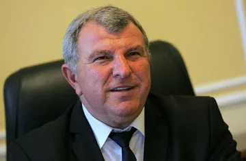 Брюксел ни дава 4 пъти повече пари за земеделие