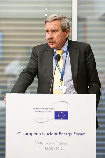 ЕК: Няма проблем за строеж на руски реактори в Европа