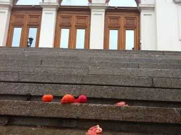 На живо: На кафе пред парламента - втори ден