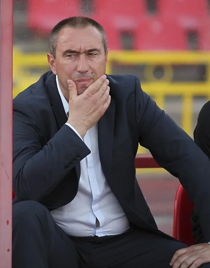 "Астана" плаши Мъри с изкуствен терен