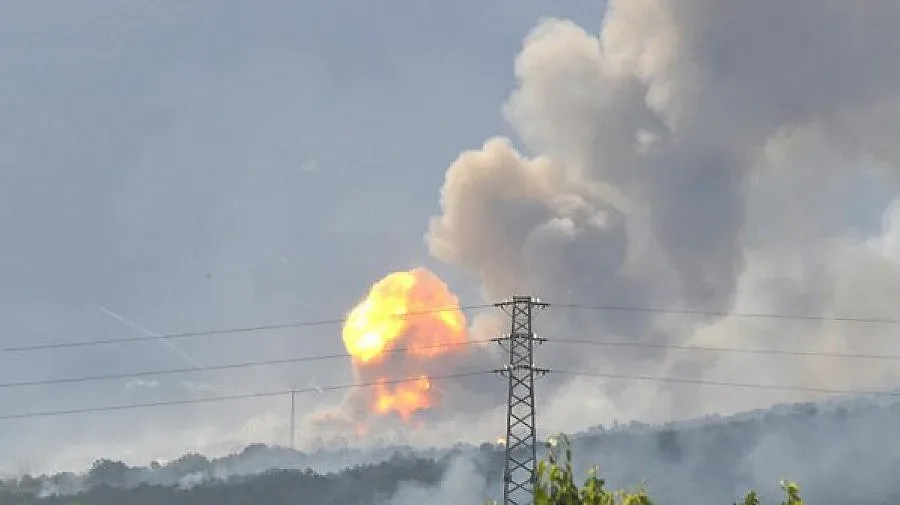 Село излезе на протест срещу взривове