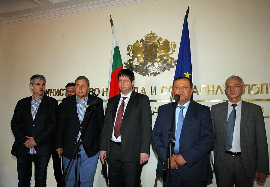 Минималната заплата пак ядоса бизнеса