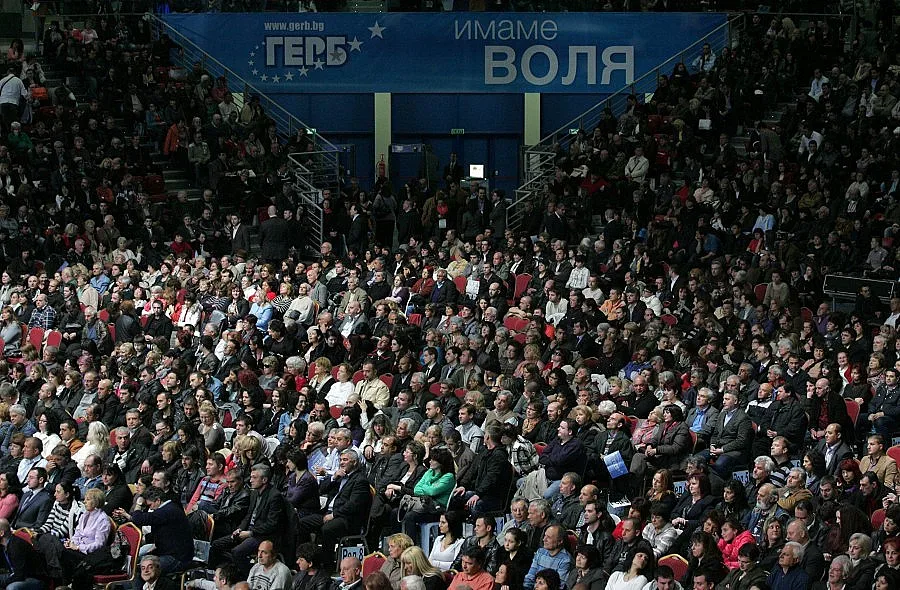 Бойко гаси пожари в ГЕРБ