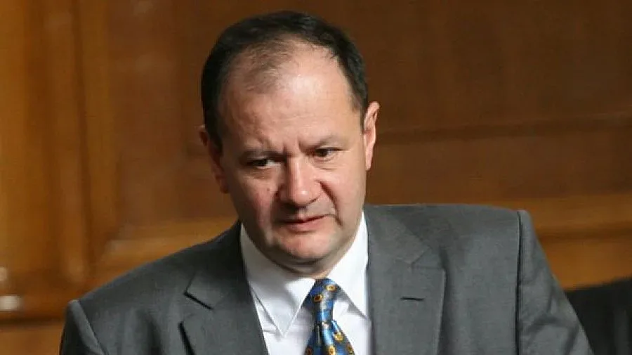 Миков: Иван Иванов не е освобождаван като депутат