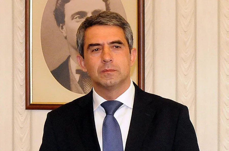 Плевнелиев обяви консултации заради протестите