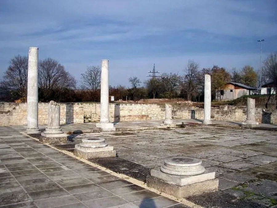 В Разград гонят злите духове сред руините на римски град