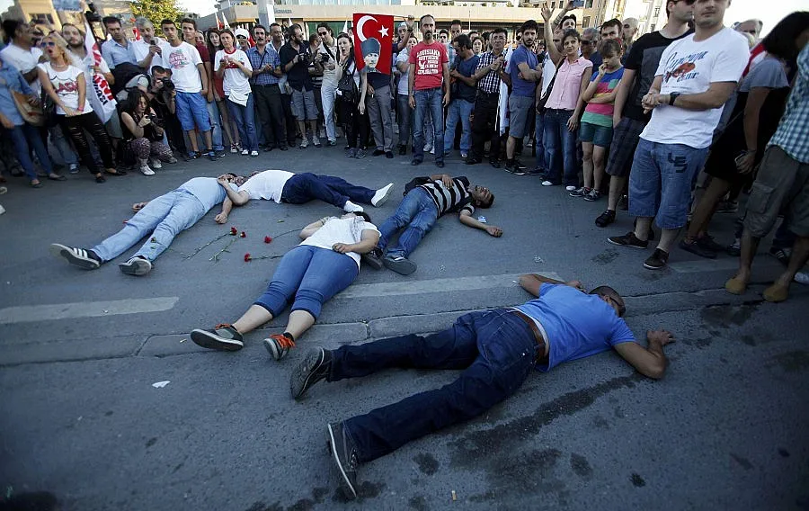 80 000 срещу Ердоган в Кьолн