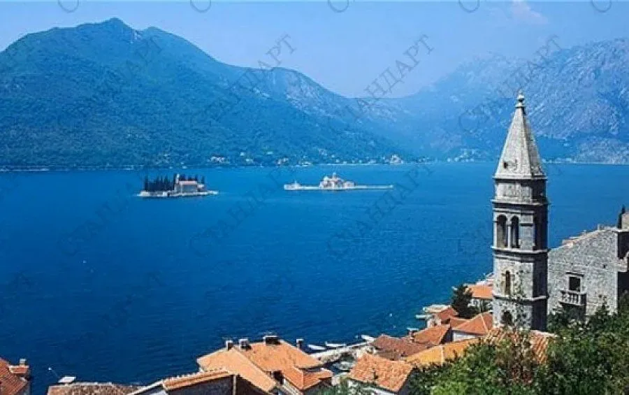 Жилят туристи в Черна гора