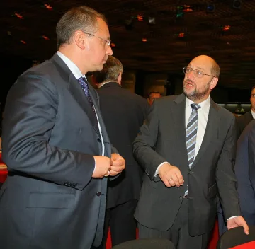 Другарско еврорамо за Сергей