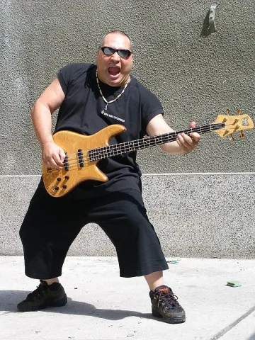 Фънки: Ще свиря, докато пукна