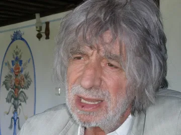 Никола Манев: България днес е като Франция през 1968