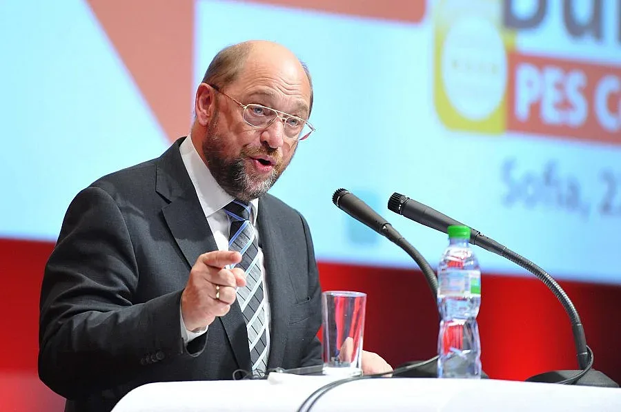 Мартин Шулц е номиниран за председател на ЕК