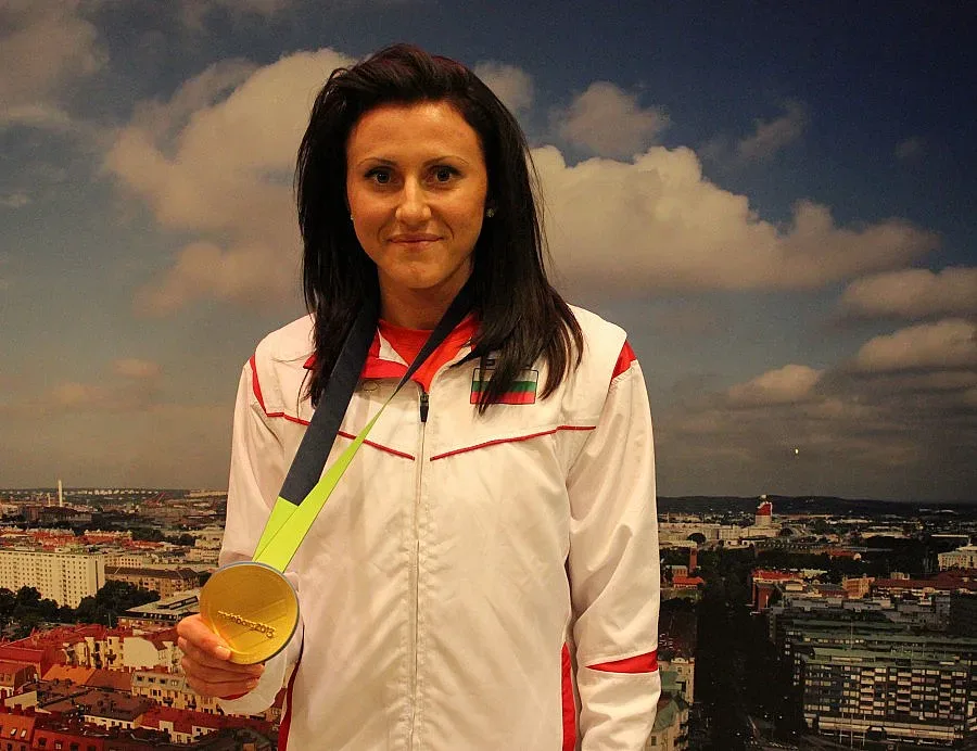 Тезджан Наимова поиска изслушване от БФЛА