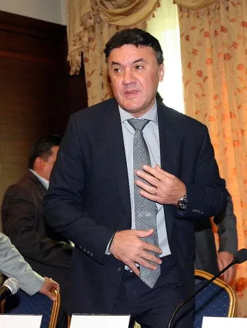 "Ботев" гори за Европа