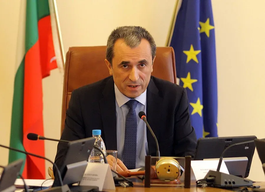 Орешарски: Не чух доводи срещу програмата ми