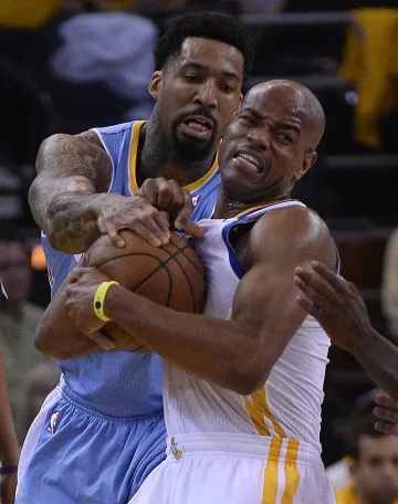 Хванаха баскетболни топки–менте