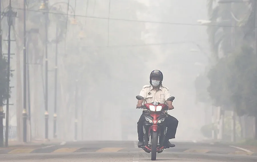 Смогът в Сингапур стана опасен за живота