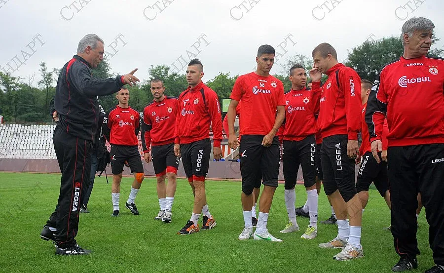 УЕФА обяви: ЦСКА на Стоичков в Лига Европа 