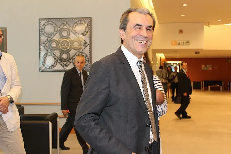 Орешарски: Следващите няколко месеца са решаващи за десетилетие напред