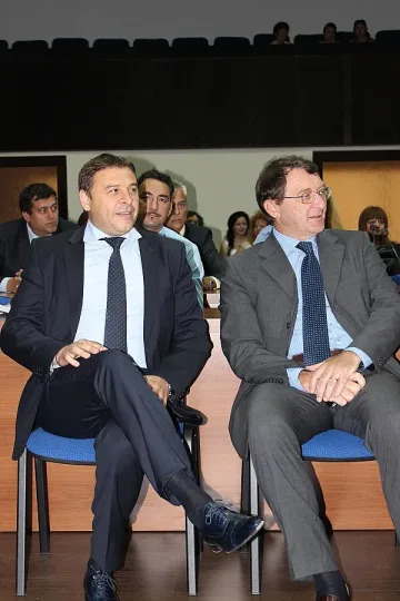 Кмет и посланик връчиха наградите „Джовани Фалконе“