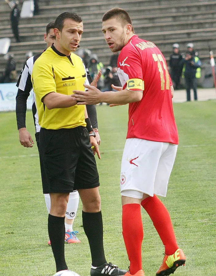 Бандаловски близо до Шефилд Уензди