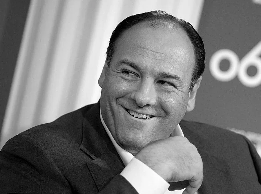 Почина Джеймс Гандолфини 