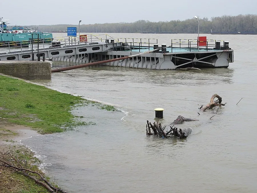 Нивото на Дунав падна с 4 сантиметра