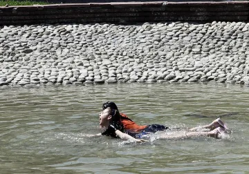 Високите температури в страната поставиха 9 рекорда 