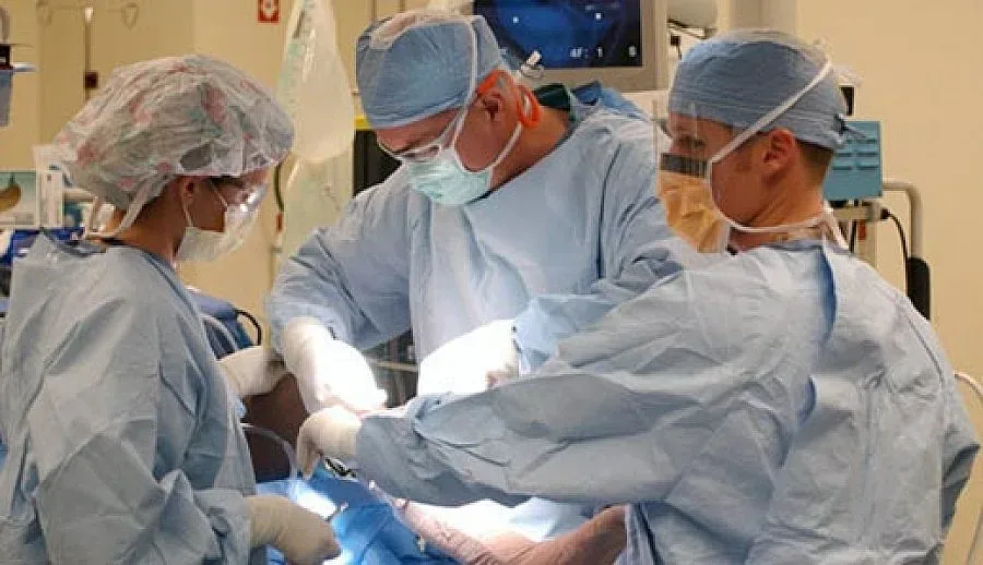 Повече операции за общинските болници