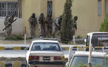 Бомбена атака в Пакистан отне живота на 10 души