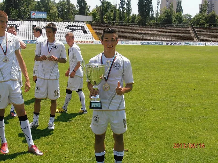 Пращаме на Острова трима Бербовци