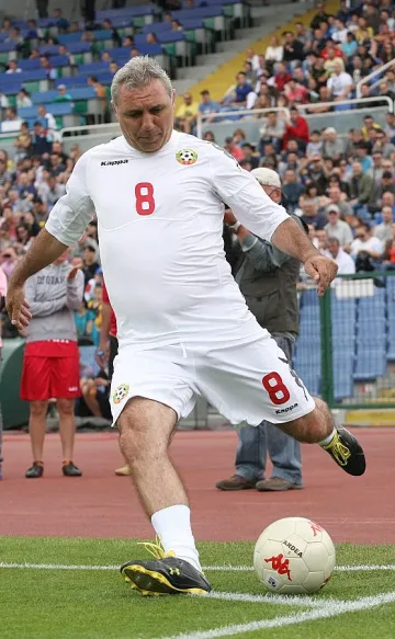 Стоичков сравни Спас Делев с Тато
