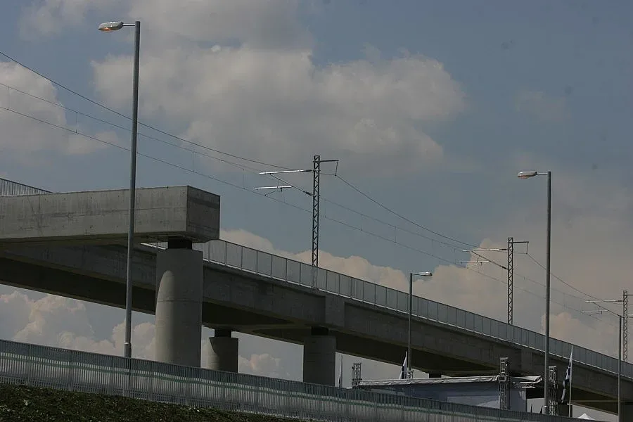 Гласят Дунав мост 2 за евробанкнота