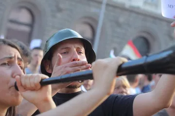 Четвърти ден на протести срещу кабинета