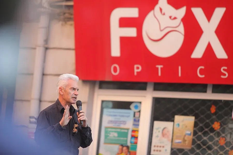 Волен с контрапротест, атакистите се бранят